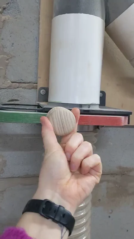 Dust extraction lathe branch open